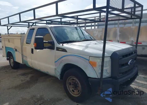 2015 Ford F250 Xl z USA, uszkodzony, nr VIN 1FT7X2AT2FEA31504